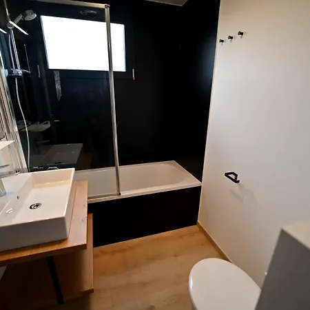 La Taniere 펜션 Noiseux